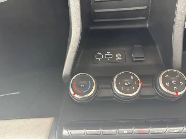 Renault Clio societe blue dci 100 — photo 38
