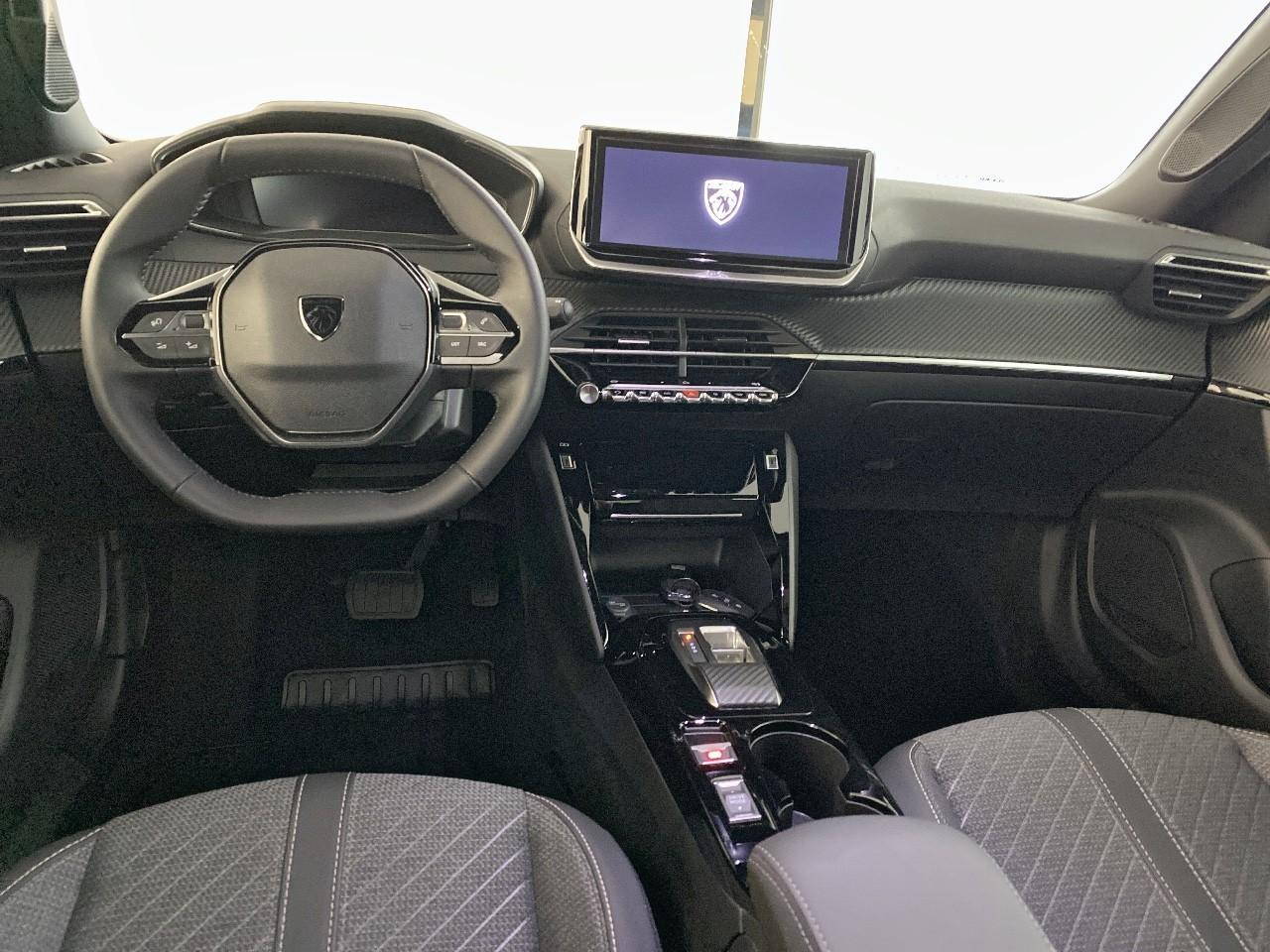 Peugeot 2008 hybrid 145 ch e-dcs6 allure — photo 8