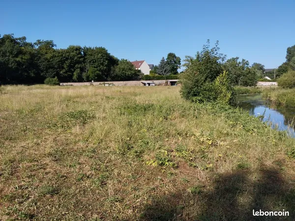 Terrain en zone naturelle