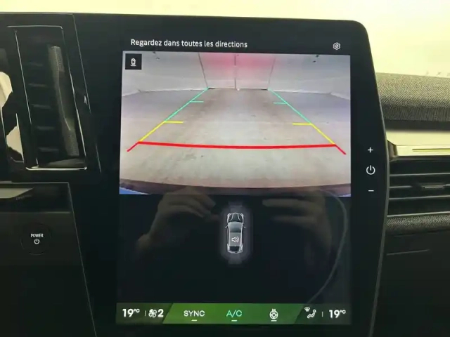 Renault Megane e-tech 220 ch autonomie confort gsr2 — photo 64