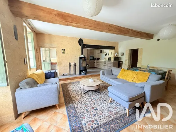 Maison 6 pièces 140 m²