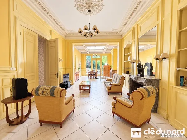 Propriété 13 pièces 269 m²