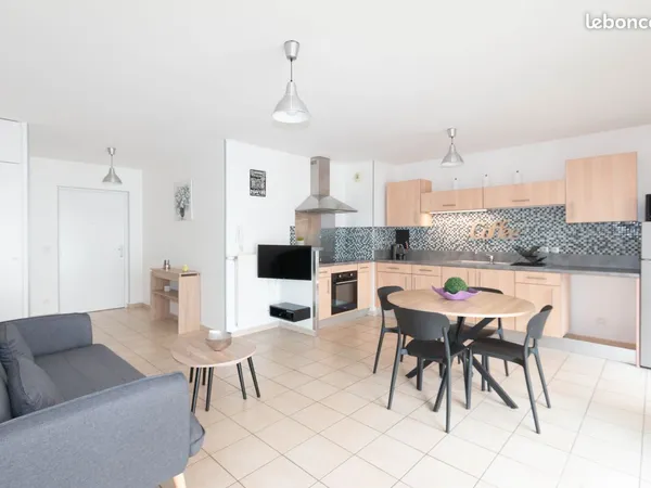 Appartement T2 Meublé (54 m²) avec Grande Terrasse