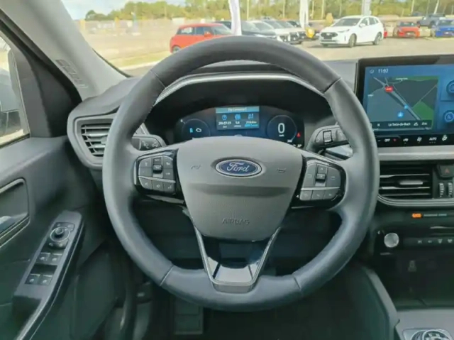 Ford Kuga 2.5 duratec 180ch hybrid flexifuel titanium b — photo 7