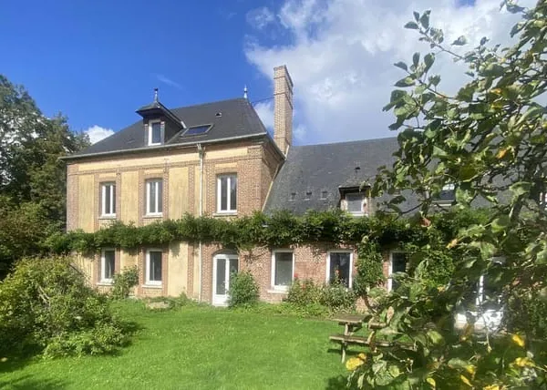 Villa 8 pièces 290 m²