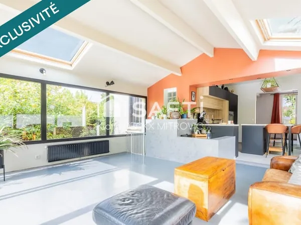 Maison moderne de 146 m², trois chambres, un dressing et un bureau