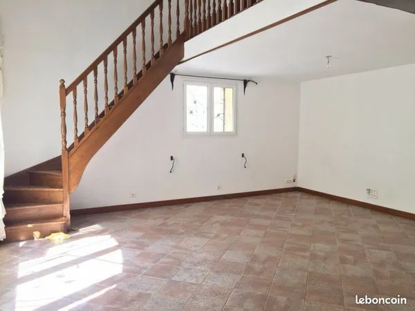 Maison à louer plaissan