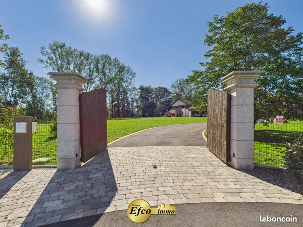 Propriété 6 pièces 222 m²
