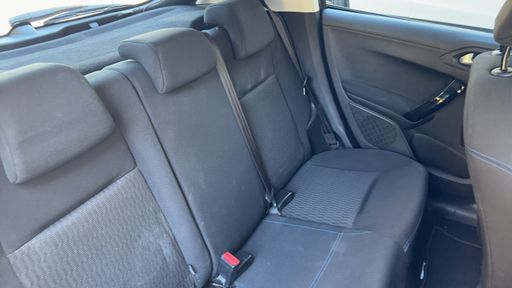 Peugeot 208 1.5 BlueHDi 102 - Signature – 2019 – 98582 km – Diesel – Boîte Manuelle — photo 18