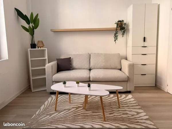 Studio 1 pièce 18 m²