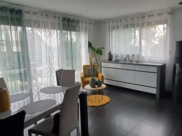 Maison 6 pièces 155 m²
