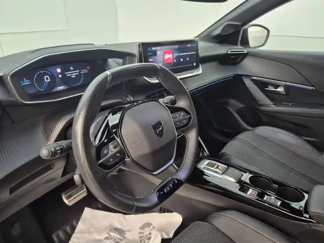 Peugeot 208 electrique 156 ch 54 kwh — photo 27