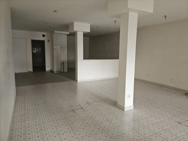 Local commercial 73 m²