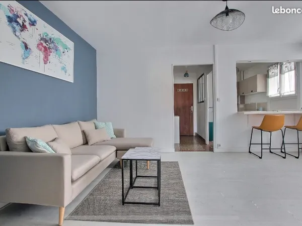 Appartement T3 lumineux de 54,11 m² avec balcon - Quartier Bughes / Maison des Sports - Clermont-Fer