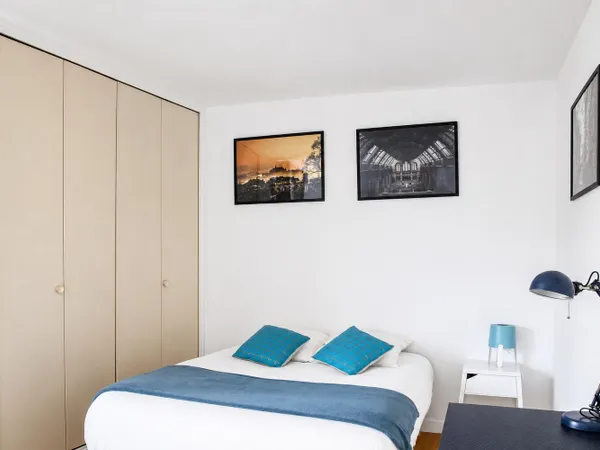 Agréable chambre chaleureuse – 13m²