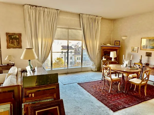 Vends appartement 139m² 1er Prado / Farges