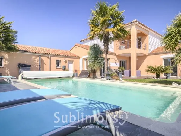 ? Propriété contemporaine d'exception avec piscine - Él