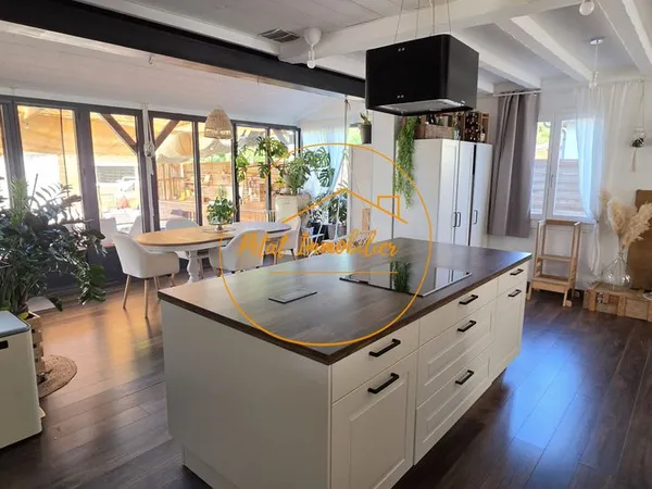 Maison 8 pièces 160 m²