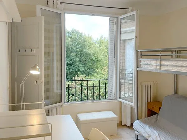 Loue studio meublé 15m2 Vanves