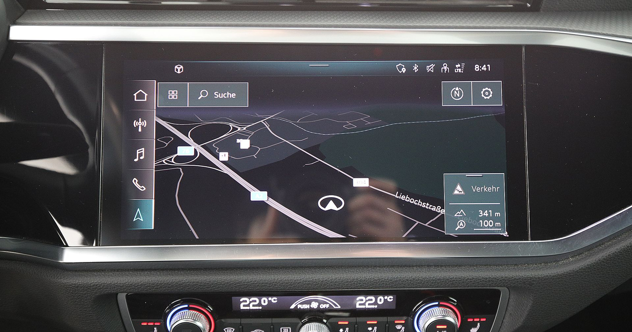 Audi Q3 — photo 20
