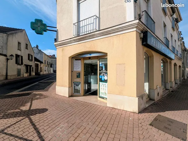 Local commercial 120 m² MONTESSON