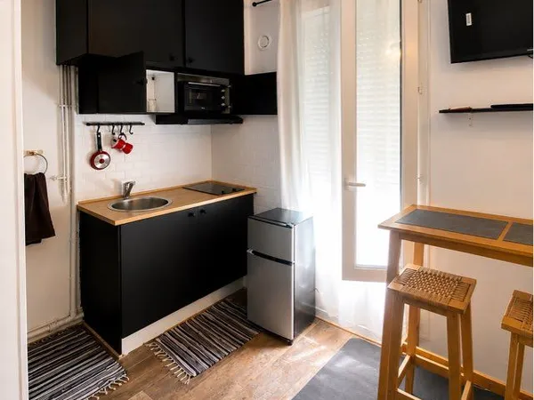 Studio 12m² - Paris 19e - Rue Mélingue - 130 000