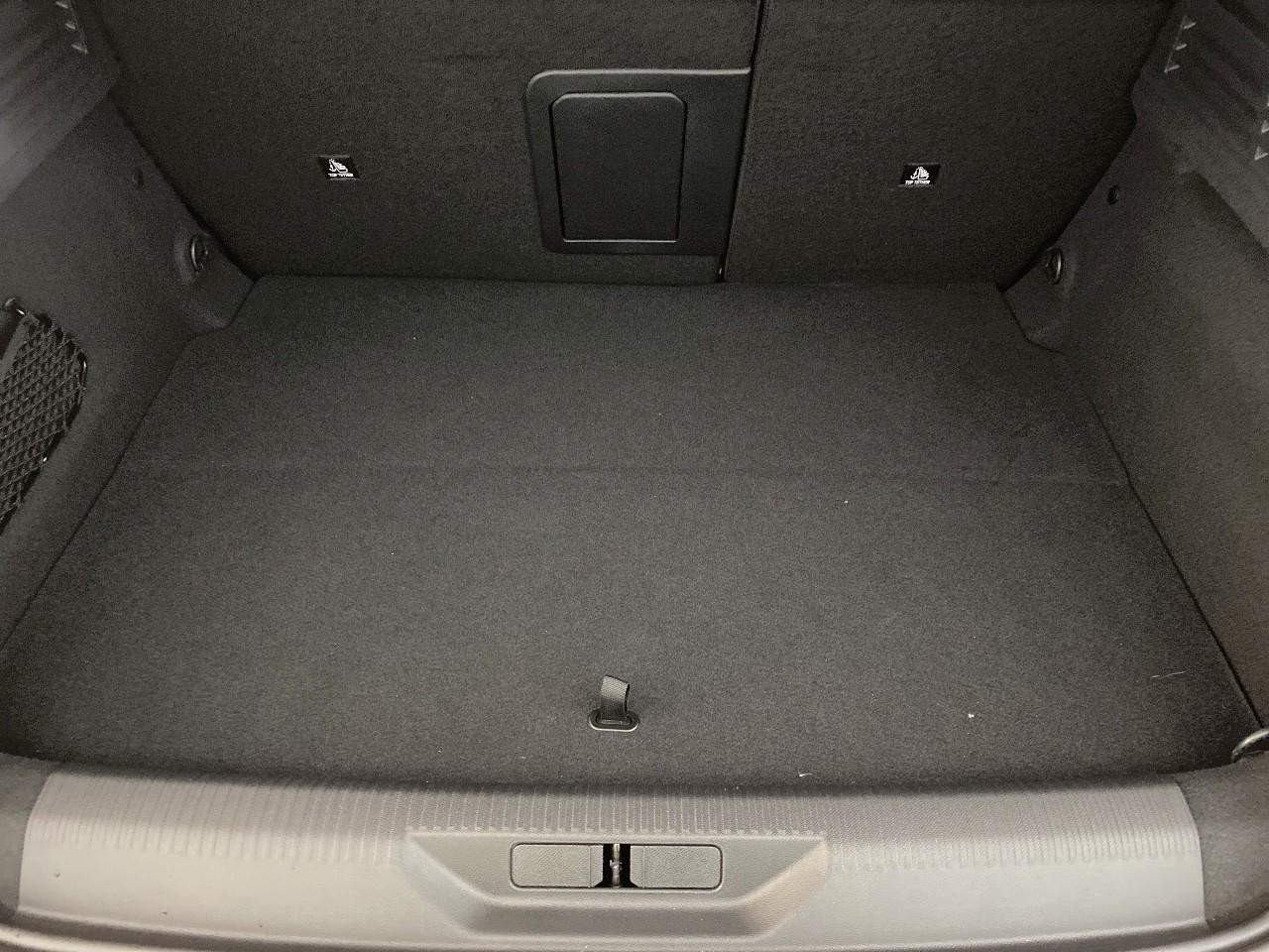 Peugeot 308 electrique 55 kwh 156ch gt — photo 6