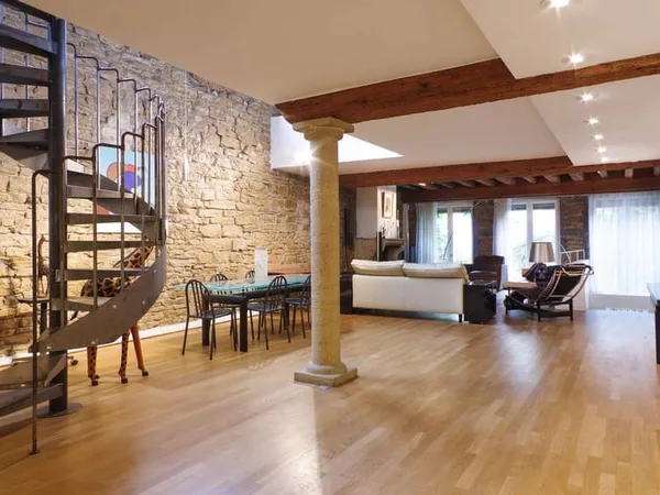 Appartement 4 pièces 262 m²