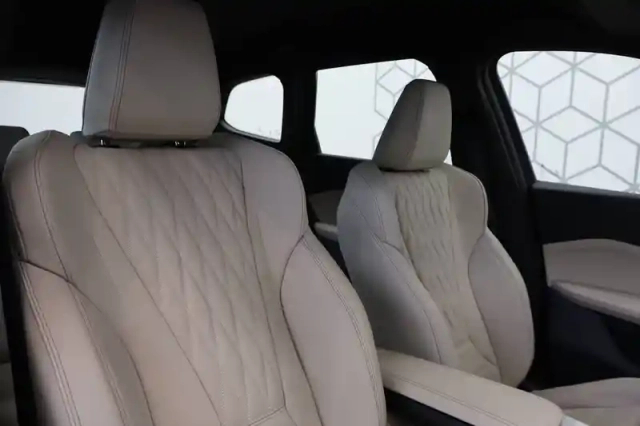 Bmw X1 xdrive 30e 326ch dkg7 — photo 27