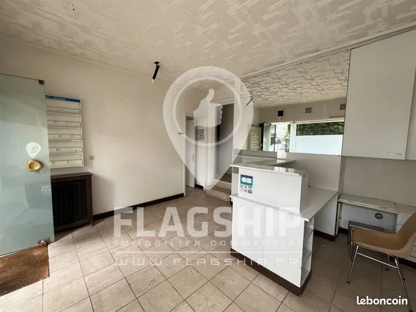 Boutique 100 m² MEUDON