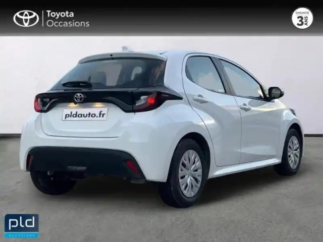 Toyota Yaris 120 vvt-i dynamic 5p my22 — photo 2