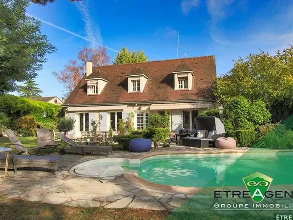 Villa 7 pièces 180 m²