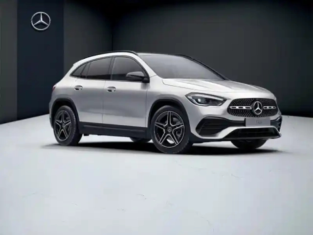 Mercedes Gla 200 d amg line — photo 14