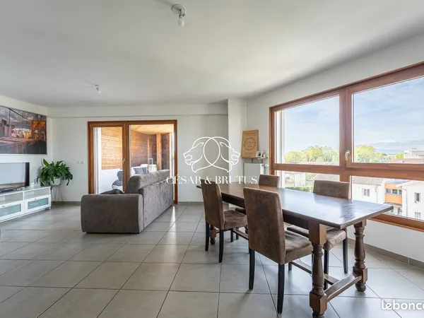 Appartement 4 pièces 84 m²
