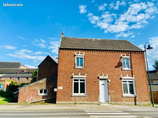 À Louer : Maison Individuelle 4 chambres