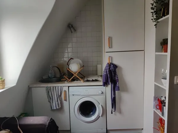 Studio 15m2 métro Villiers