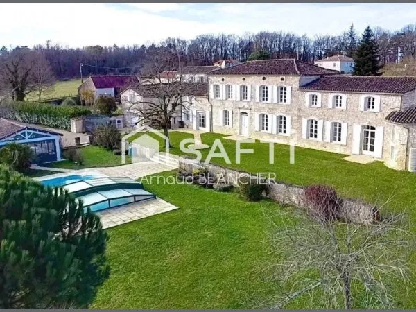 Magnifique Longère Charentaise en pierre, 6 chambres, 5 sdb, pis