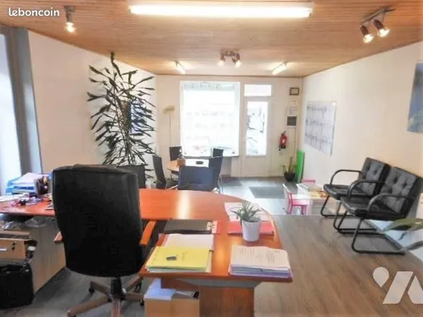 Local Divers 55 m² BRUYERES