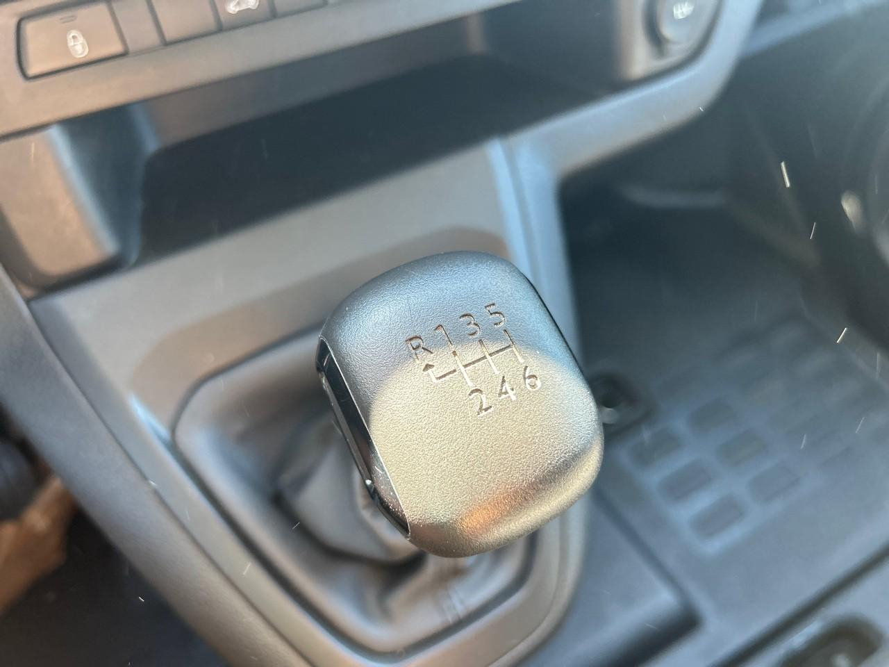 Peugeot Expert m 1.5 bluehdi 120ch s&s — photo 17