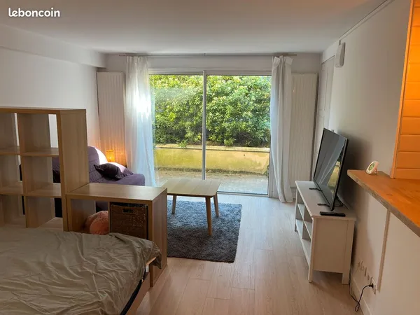 Studio 30 m² meublé proche Paris, transports et centre-ville à proximité