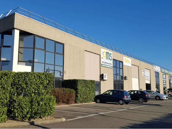 Entrepôt 1314 m²