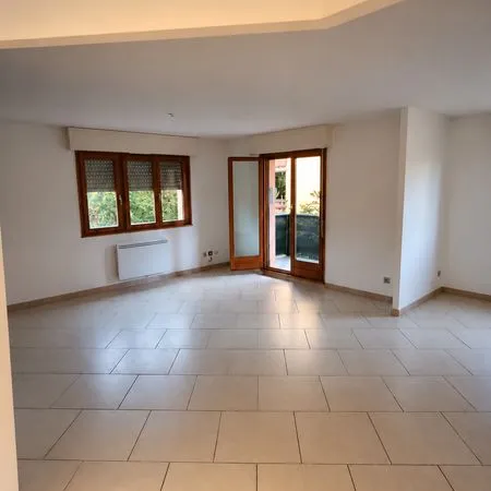 Vente sans frais d'agence appartement 3pièces avec balcon, garage et cave - Obernai