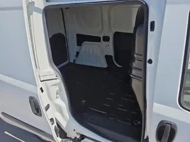 Fiat Doblo cargo 1.3 multijet 95ch pack professional trio nav e6 — photo 12