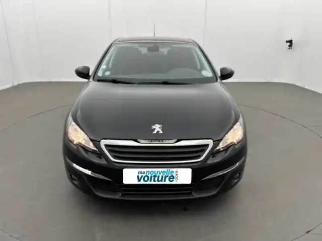 Peugeot 308 1.2 puretech 110ch s&amp;s bvm5 — photo 2