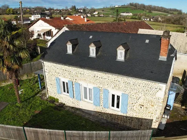 Maison 9 pièces 196 m²