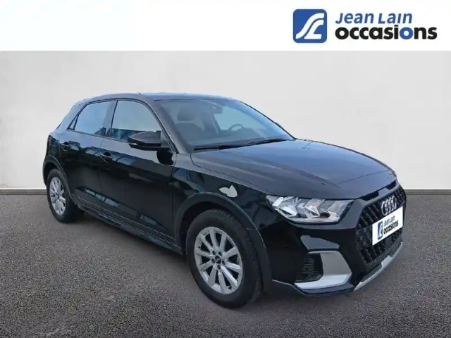 Audi A1 citycarver 30 tfsi 110 ch s tronic 7 — photo 3