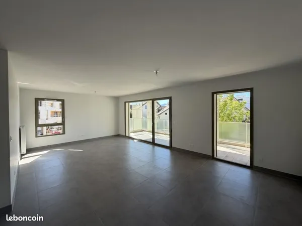 Appartement 4 pièces 97 m²
