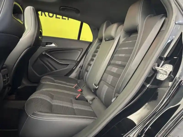 Mercedes Cla shooting brake  220 d sb se — photo 13