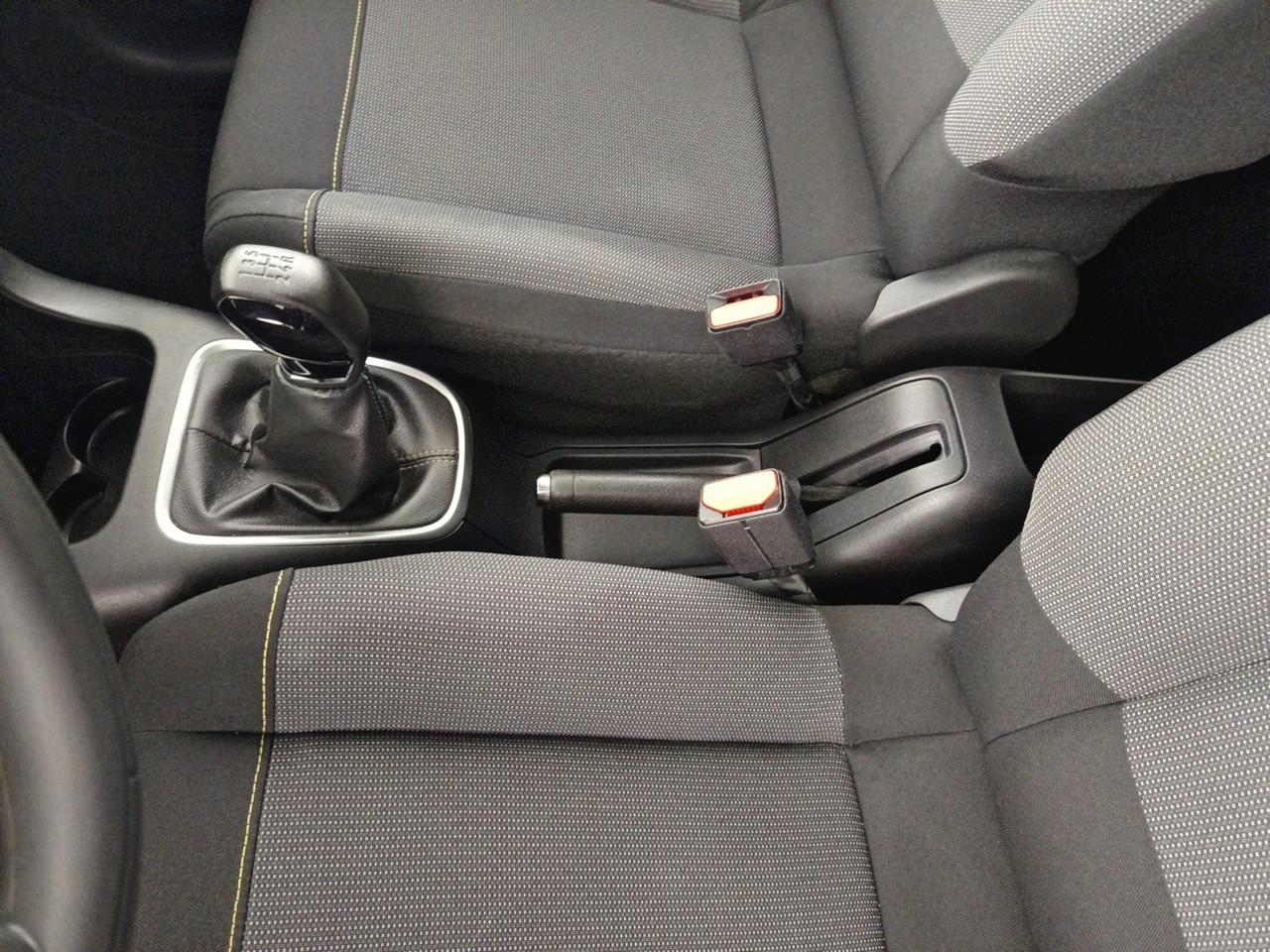 Citroën C3 puretech 83 ch bvm5 max — photo 30