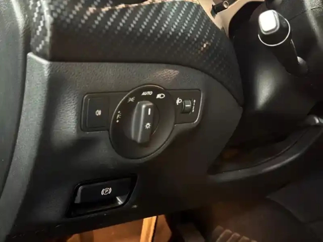 Mercedes Gla 180 intuition — photo 19
